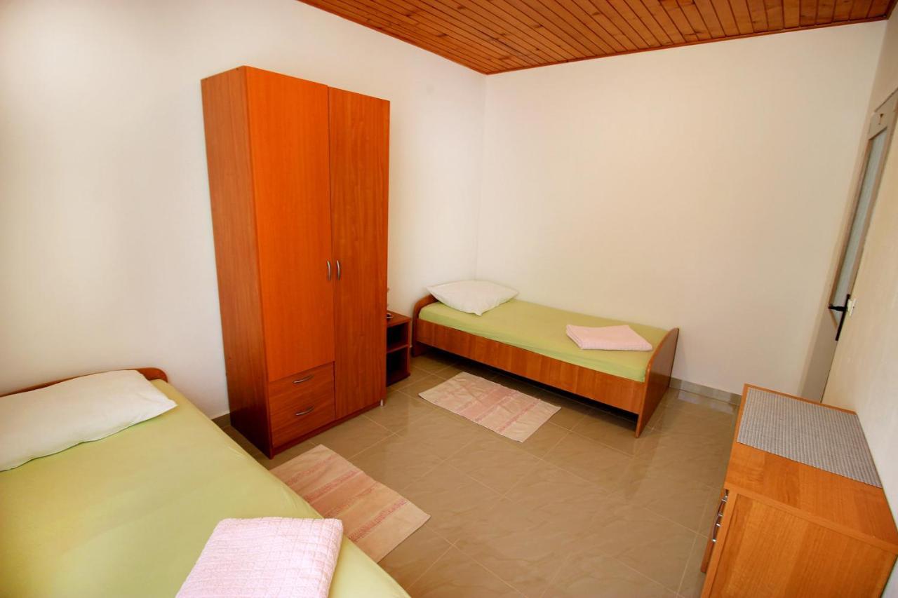 The Peaceful Vacation Appartement Metajna Buitenkant foto
